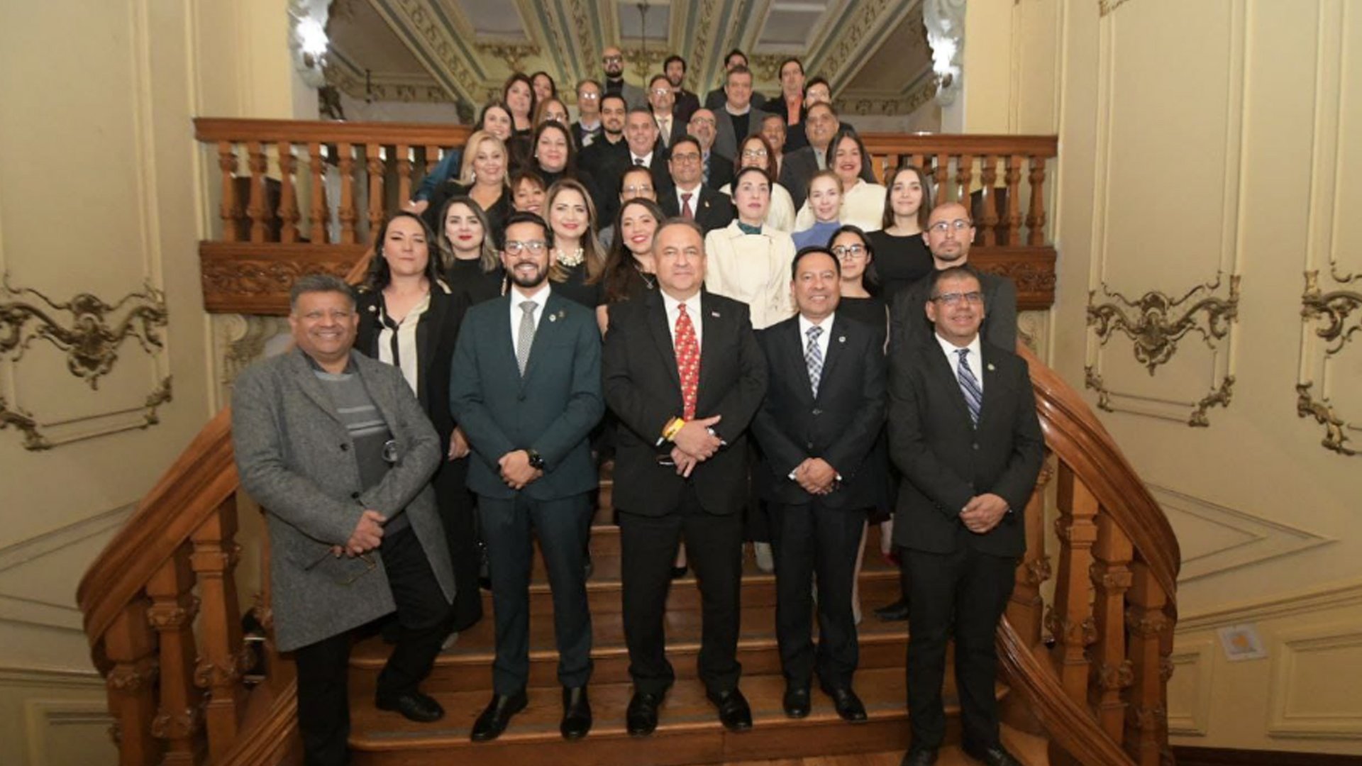 Rinde primer informe de actividades director de la Facultad de Ciencias ...