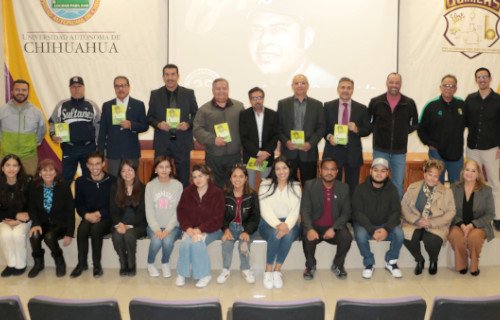 Facultad de Ciencias Químicas de la UACH celebra legado deportivo con presentación literaria