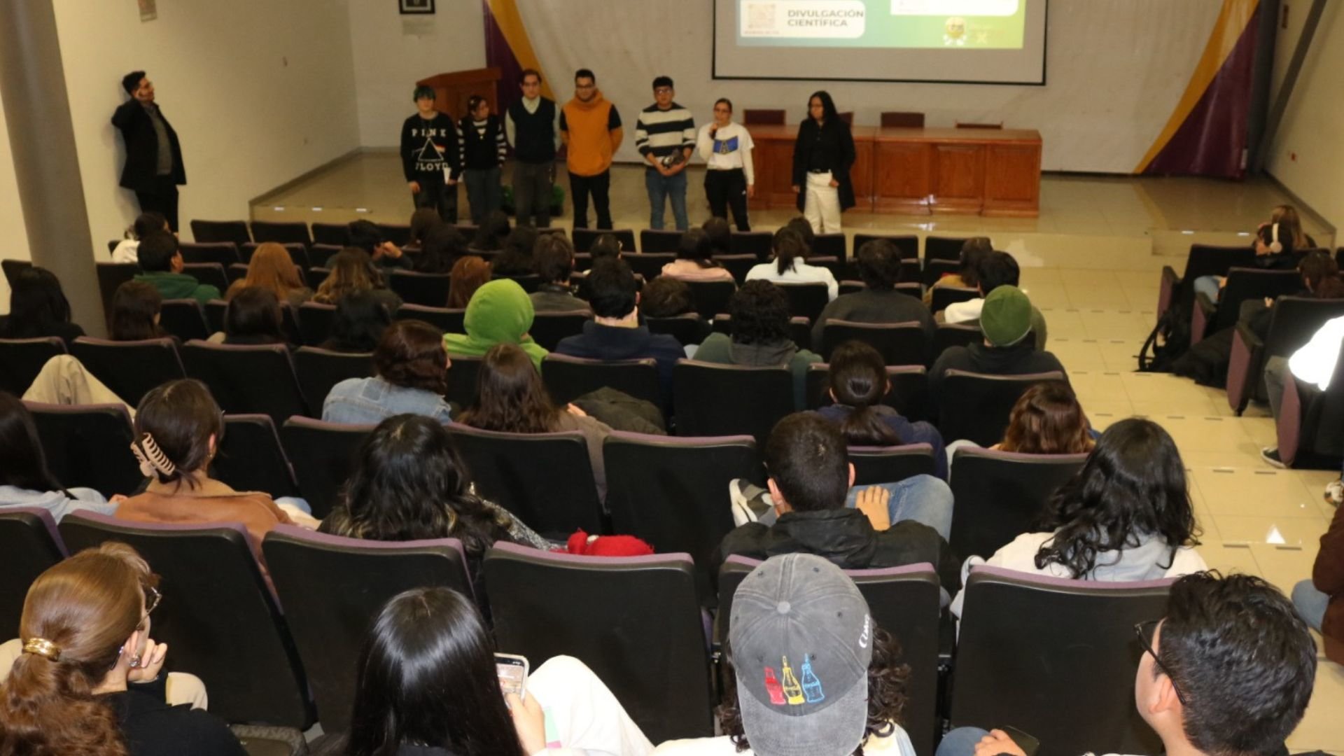 fcq1920.jpg