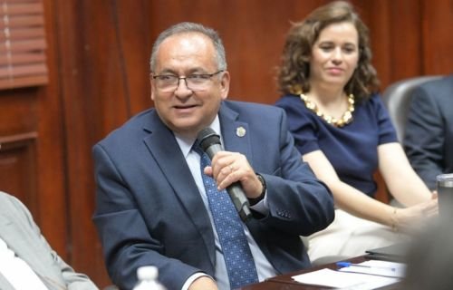 Fortalecen UACH y DESECH colaboración para impulsar el talento STEM de jóvenes chihuahuenses